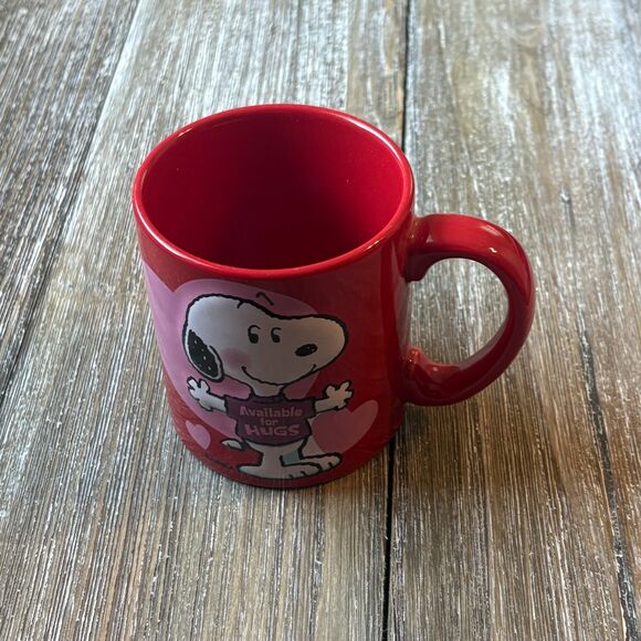 Hallmark Schultz Peanuts Snoopy Available For Hugs 3D Valentine Coffee Mug 16oz. - Picture 2 of 3